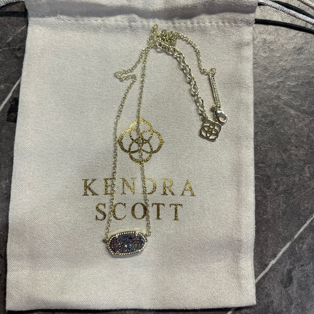 Kendra Scott necklace Elisa